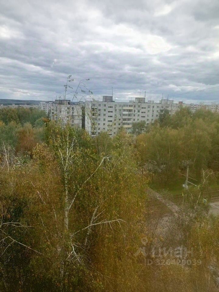 Продажа 2-комн квартиры на вторичном рынке Коломна, улица Спирина, 3