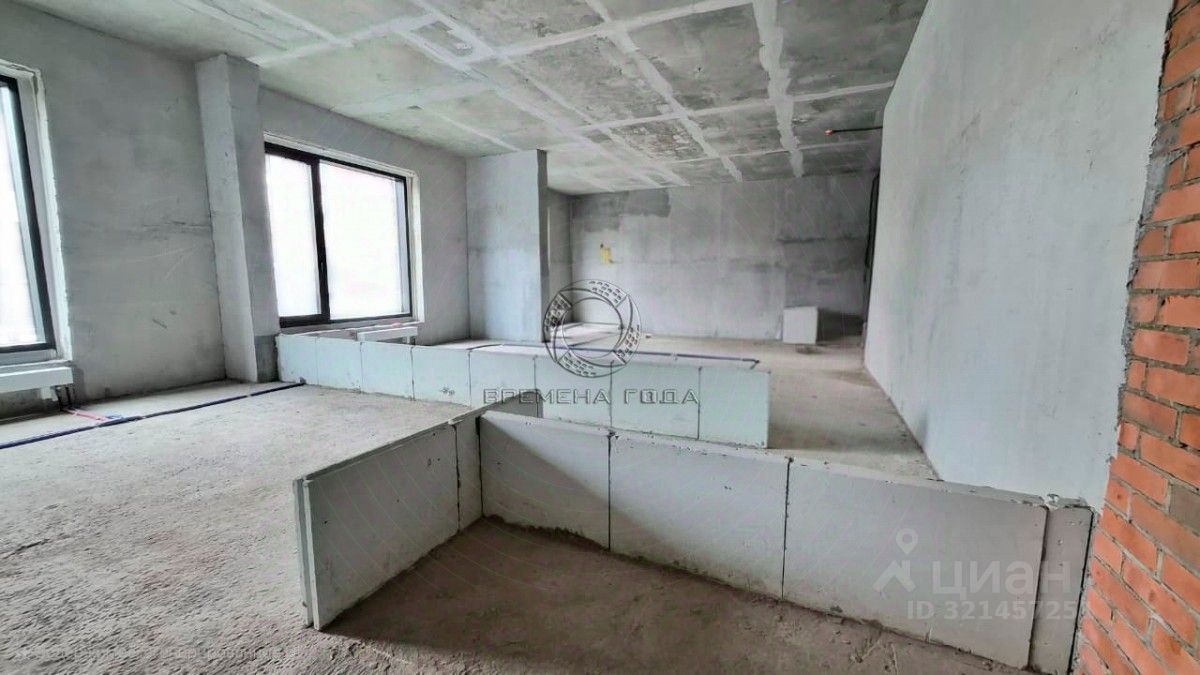 Продажа 3-комн квартиры на вторичном рынке улица Усачева, 15А