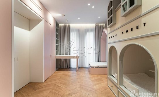 Продажа 4-комн квартиры на вторичном рынке улица Льва Толстого,  д. 23 к1