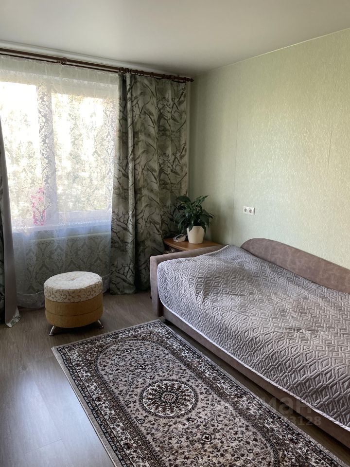 Продажа 3-комн квартиры на вторичном рынке Яхтенная улица, 2К1