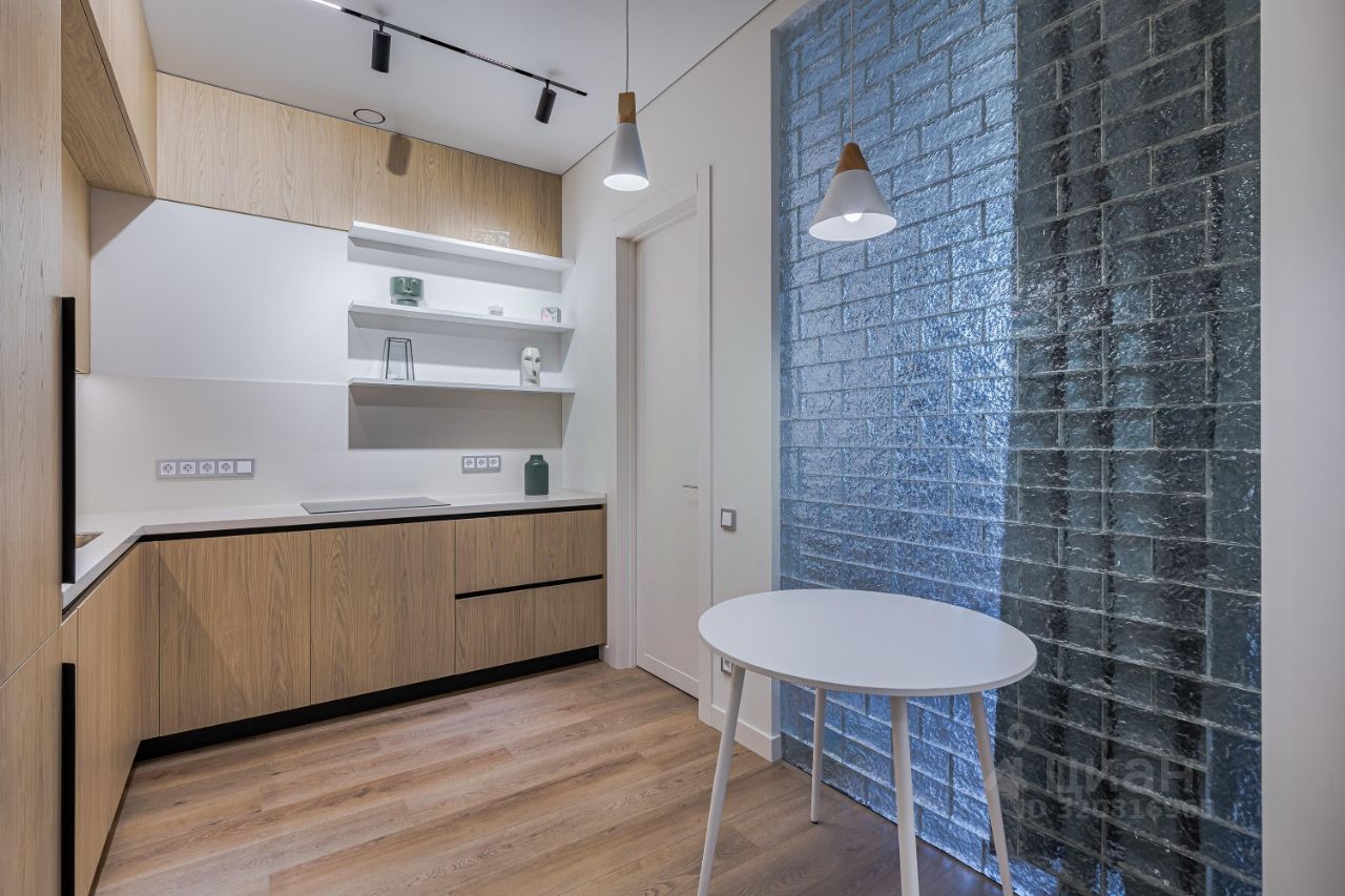 Продажа 2-комн квартиры на вторичном рынке Новоалексеевская улица, 16к2