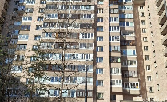 Продажа 3-комн квартиры на вторичном рынке Российский проспект