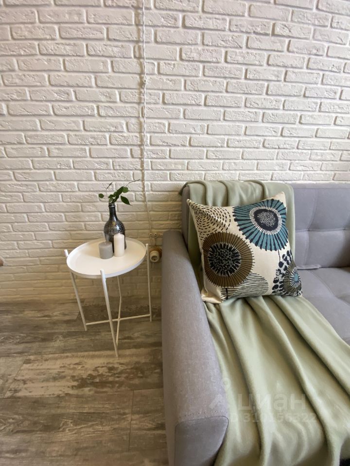 Аренда 2-комн квартиры на вторичном рынке Полярная улица, 31С1