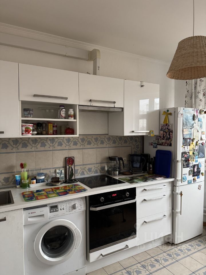 Продажа 2-комн квартиры на вторичном рынке Новочеремушкинская улица, 49