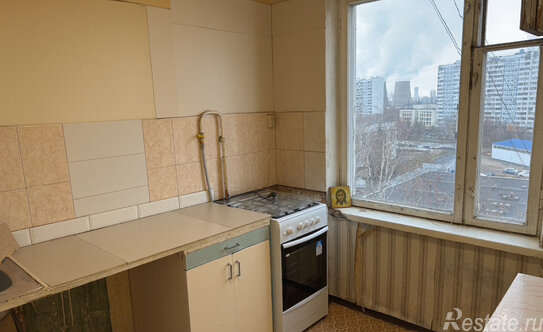 Продажа 4-комн квартиры на вторичном рынке Клязьминская улица,  д. 10 к1