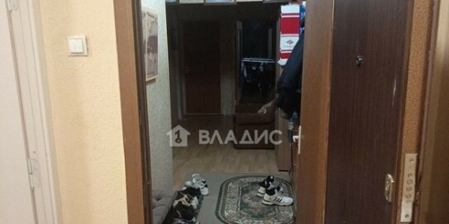 3-комн квартира ул Бутлерова,  д. 4