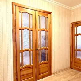 Продажа 4-комн квартиры на вторичном рынке ул Потешная,  д. 2