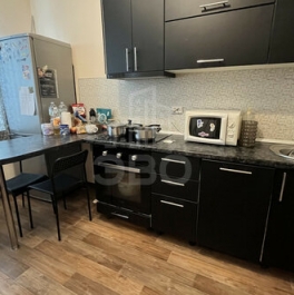 Продажа 1-комн квартиры на вторичном рынке улица Корнея Чуковского,  д. 7 к1