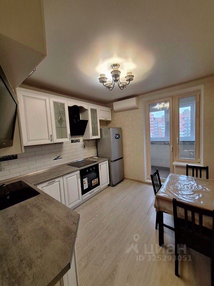 Аренда 1-комн квартиры на вторичном рынке Нововатутинская 6-я ул,  д. 3к2