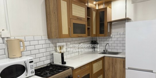 2-комн квартира Новаторов б-р,  д. 116