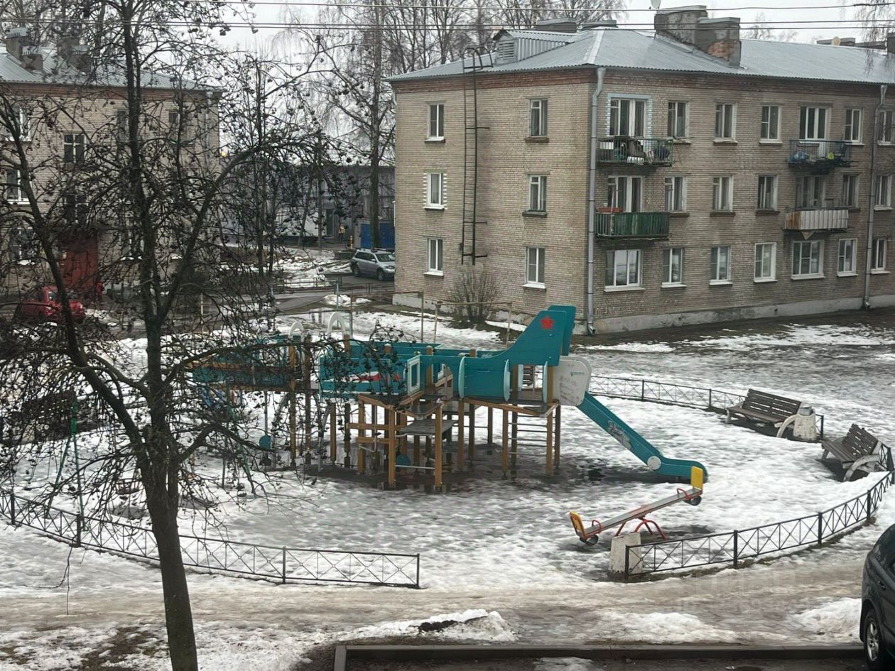 Продажа 3-комн квартиры на вторичном рынке д. Разметелево, переулок Виркинский, 4