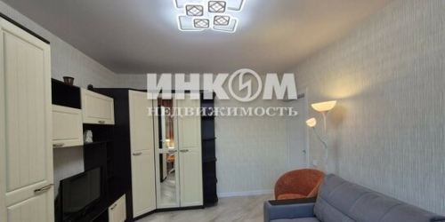 3-комн квартира улица Маршала Голованова,  д. 13