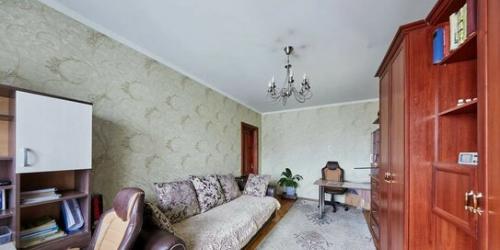2-комн квартира Осенняя улица,  д. 26
