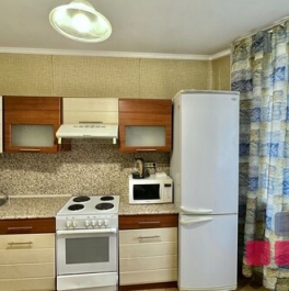 Аренда 2-комн квартиры на вторичном рынке ул Дмитриевского,  д. 17