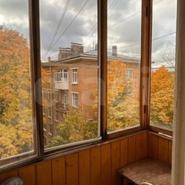 Продажа 2-комн квартиры на вторичном рынке ул Алтайская,  д. 21