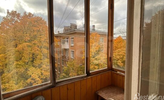 Продажа 2-комн квартиры на вторичном рынке ул Алтайская,  д. 21