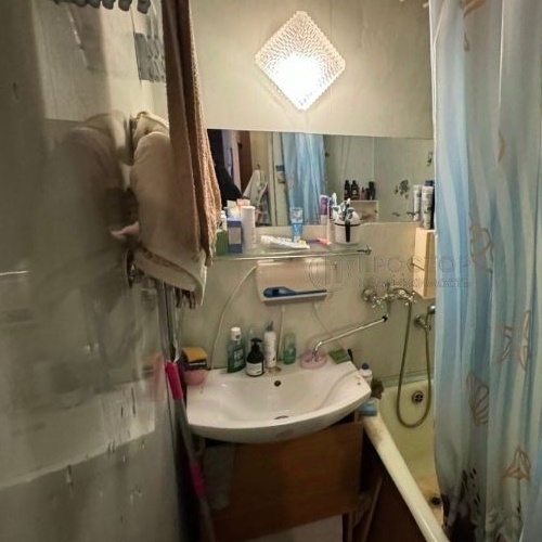 2-комн квартира Юбилейный мкр, улица М.К. Тихонравова, 36