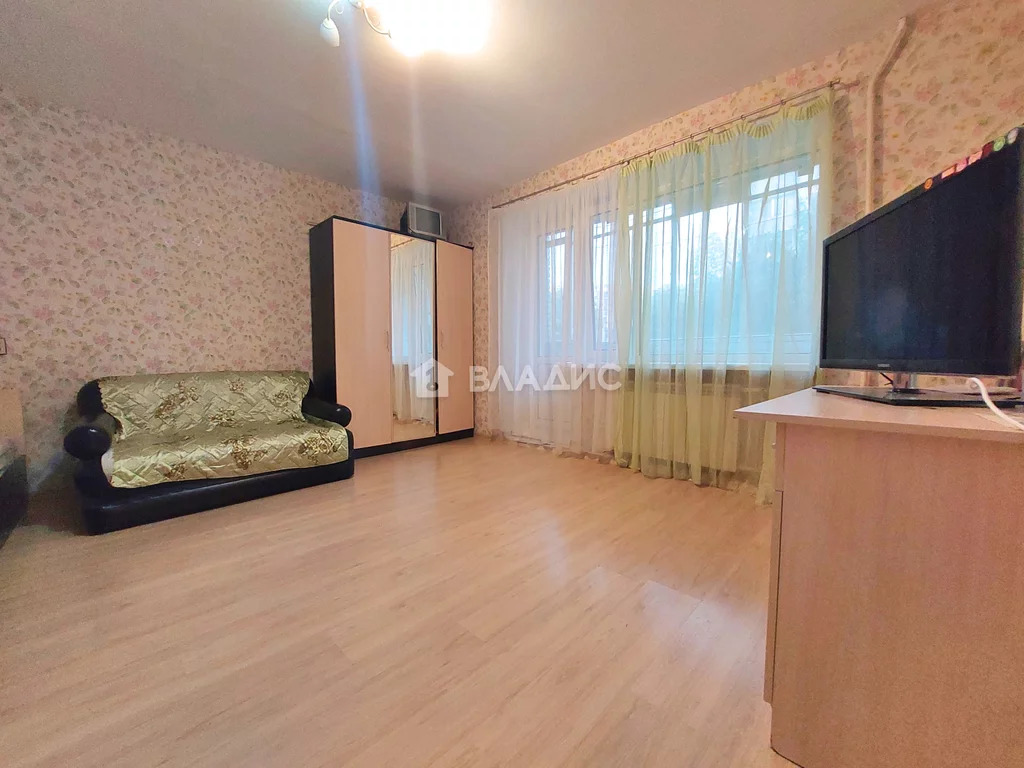 Продажа 1-комн квартиры на вторичном рынке Мурино, ул. Оборонная,  д. 6