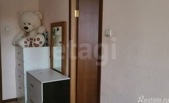 Продажа 2-комн квартиры на вторичном рынке улица Типанова,  д. 17