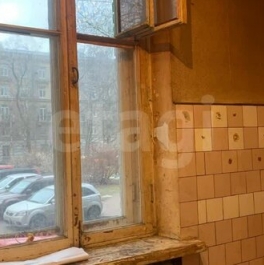 Продажа 2-комн квартиры на вторичном рынке Варшавская ул,  д. 34