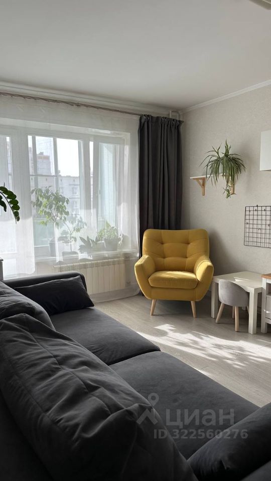 Продажа 2-комн квартиры на вторичном рынке Витебская улица, 8К2