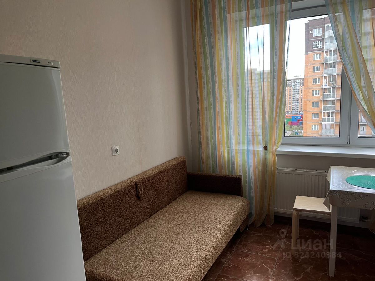 Аренда 1-комн квартиры на вторичном рынке Зенино ЖК Самолет мкр, Люберцы, улица Вертолетная, 14к2