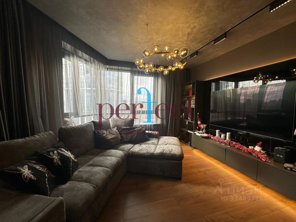 Продажа 2-комн квартиры на вторичном рынке улица Лобачевского, 120к1