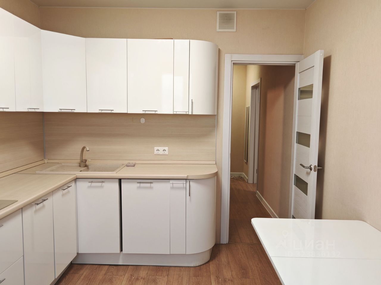 Продажа 1-комн квартиры на вторичном рынке Железнодорожный мкр, Балашиха, улица Корнилаева,  д. 20