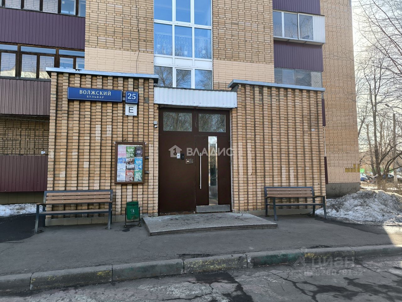 Продажа 2-комн квартиры на вторичном рынке Волжский бульвар, 25К3