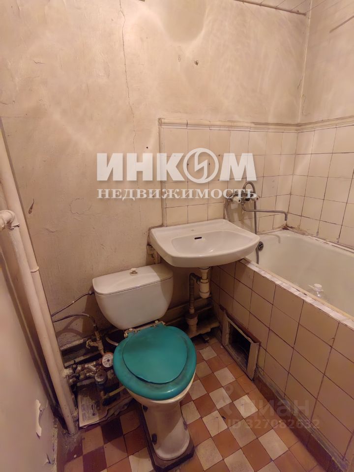 Продажа 2-комн квартиры на вторичном рынке Старомарьинское шоссе, 20