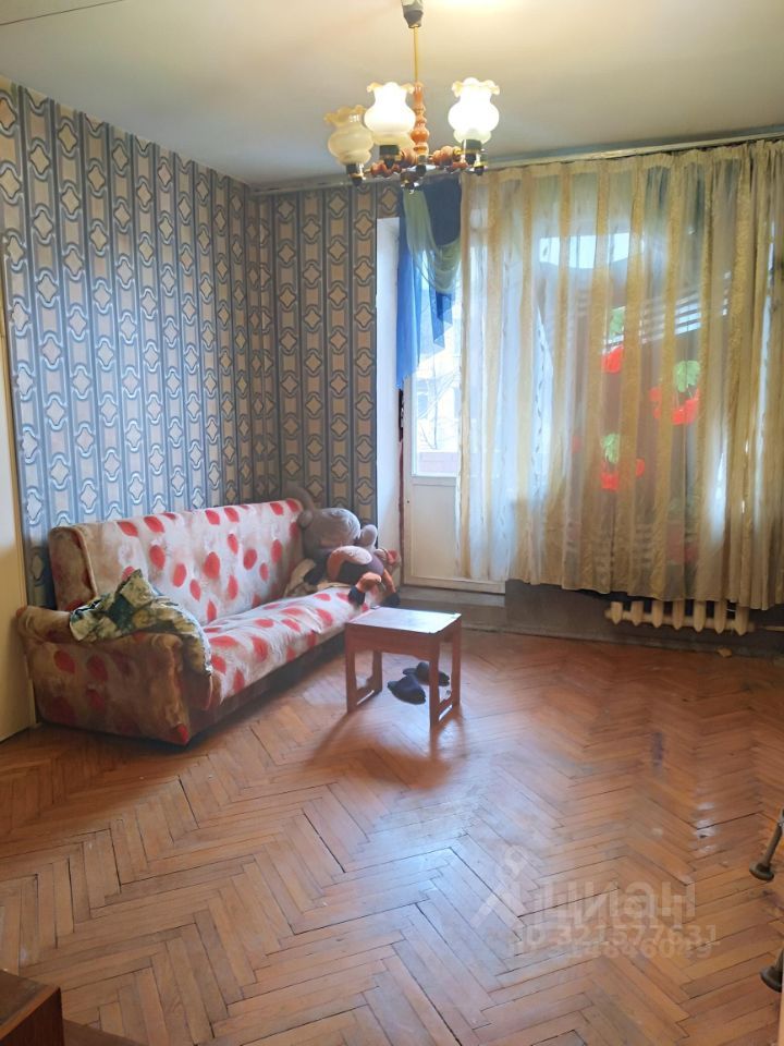 Продажа 2-комн квартиры на вторичном рынке улица Ефремова, 12