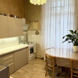 Продажа 2-комн квартиры на вторичном рынке ул Марата,  д. 8