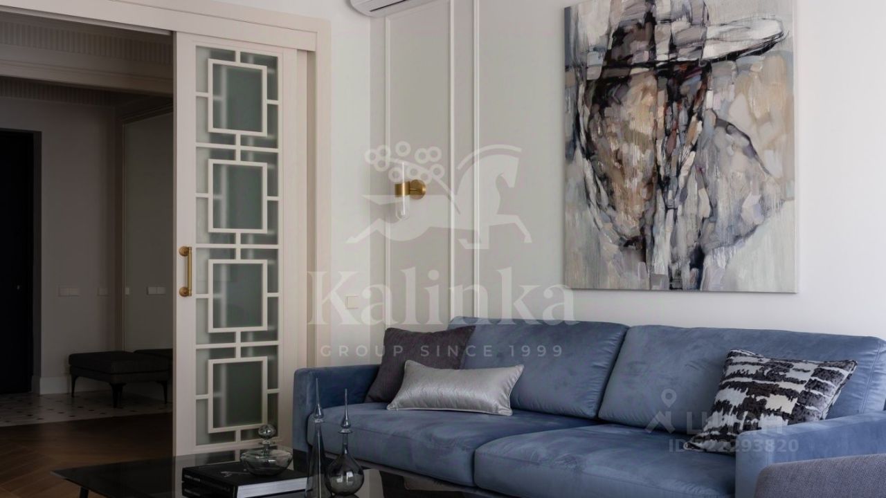 Продажа 3-комн квартиры на вторичном рынке улица Усачева, 15А