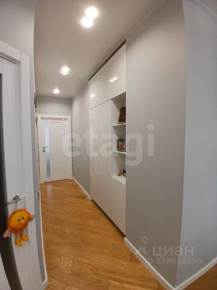 Продажа 2-комн квартиры на вторичном рынке бульвар Веласкеса, 5к2