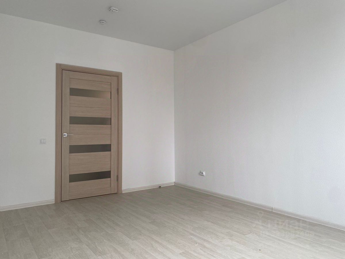 Аренда 4-комн квартиры на вторичном рынке улица Кварцевая, 4к2