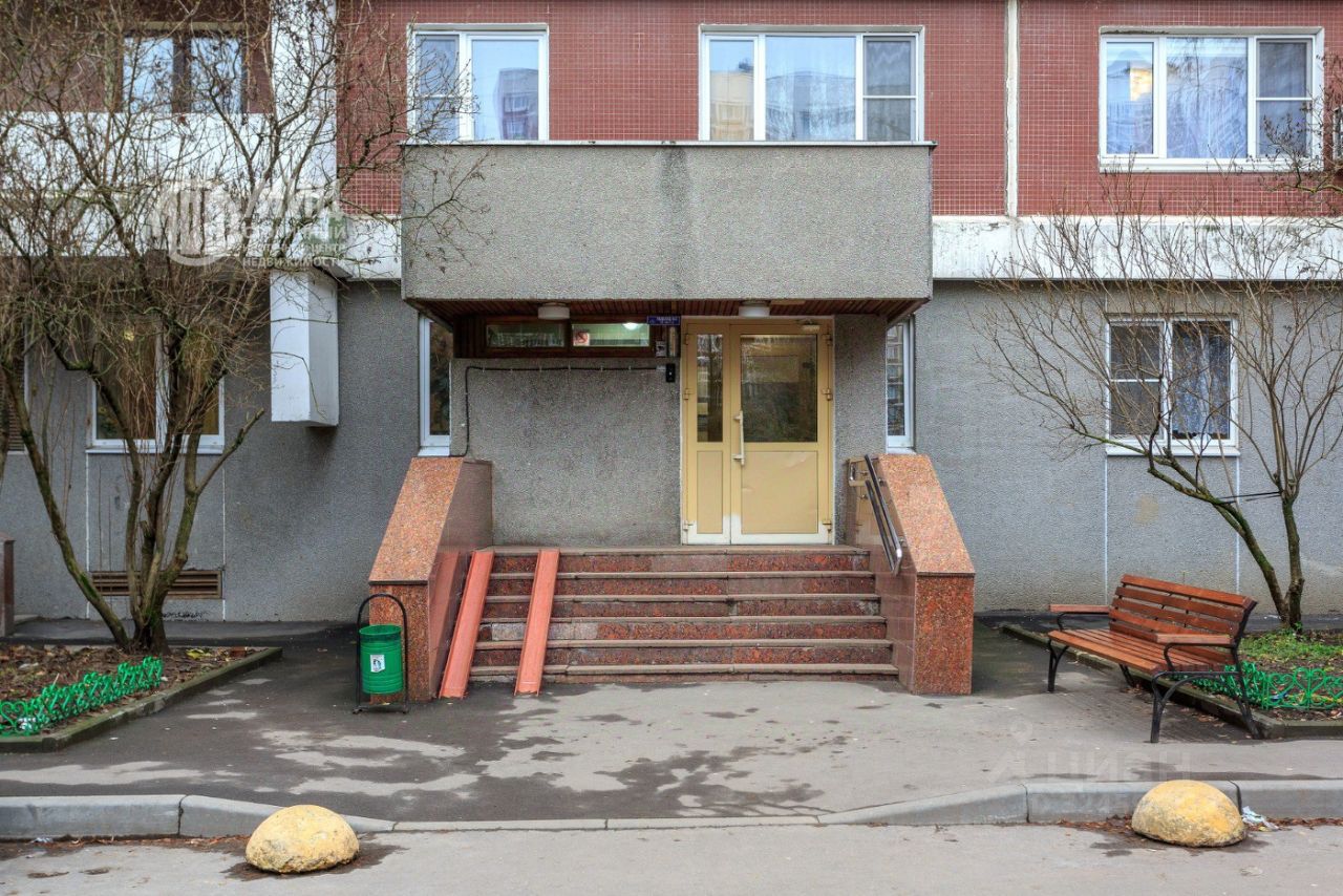 Продажа 2-комн квартиры на вторичном рынке улица Академика Пилюгина, 14К2