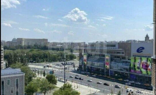 Продажа 1-комн квартиры на вторичном рынке Украинский б-р,  д. 8,  к. 1