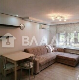 Продажа 1-комн квартиры на вторичном рынке улица Генерала Тюленева,  д. 35