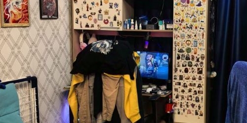 3-комн квартира улица Матроса Железняка, 21