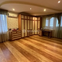 Продажа 3-комн квартиры на вторичном рынке Коломна, улица Гагарина,  д. 7Б