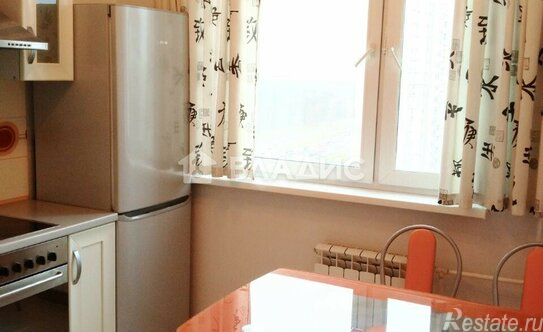 Продажа 1-комн квартиры на вторичном рынке Братская ул,  д. 15 к2