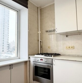 Продажа 2-комн квартиры на вторичном рынке Московский пр-кт,  д. 205 литБ