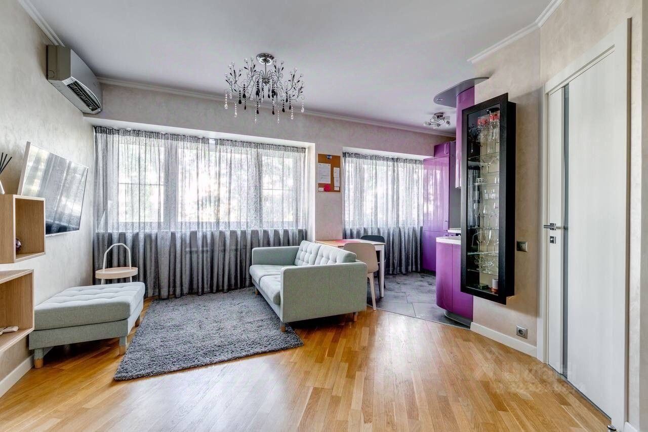 Аренда 2-комн квартиры на вторичном рынке Озерковская набережная,  д. 2/1