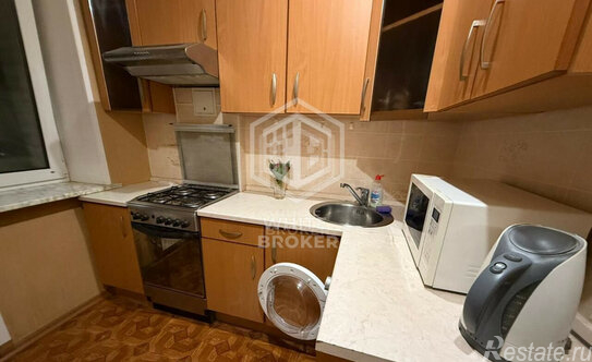 Продажа 1-комн квартиры на вторичном рынке Планетная улица,  д. 49