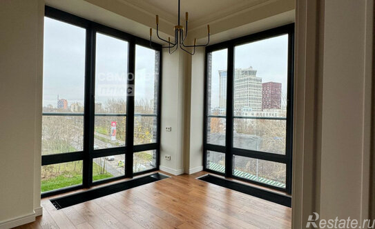 Продажа 3-комн квартиры на вторичном рынке улица Академика Челомея,  д. 1А