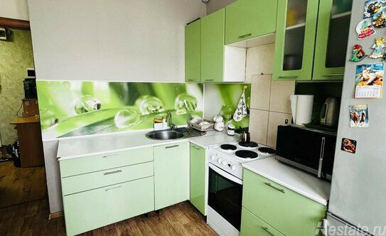 Продажа 1-комн квартиры на вторичном рынке Ватутинки п,  д. 7