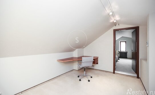 Аренда 7-комн квартиры на вторичном рынке Рыбников переулок,  д. 2