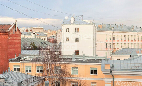 Продажа 4-комн квартиры на вторичном рынке Никитский б-р,  д. 12