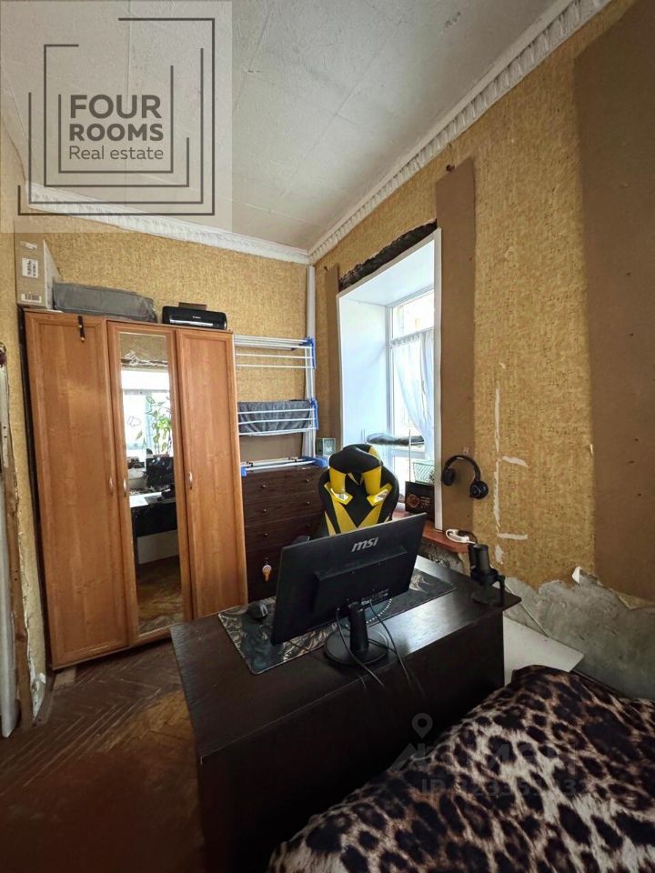 Продажа 4-комн квартиры на вторичном рынке Лиговский проспект, 119Б