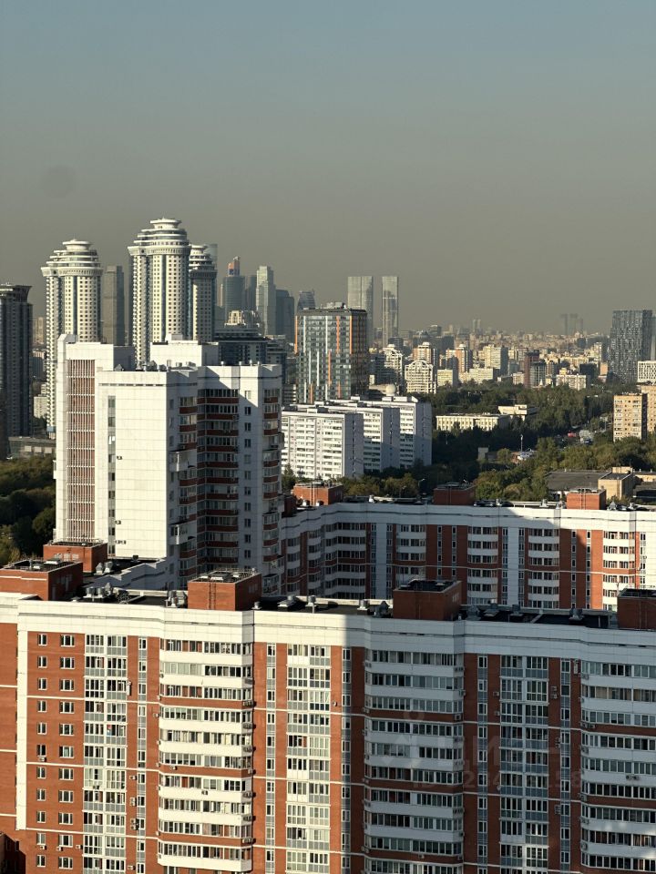 Продажа 2-комн квартиры на вторичном рынке Винницкая улица, 8к2